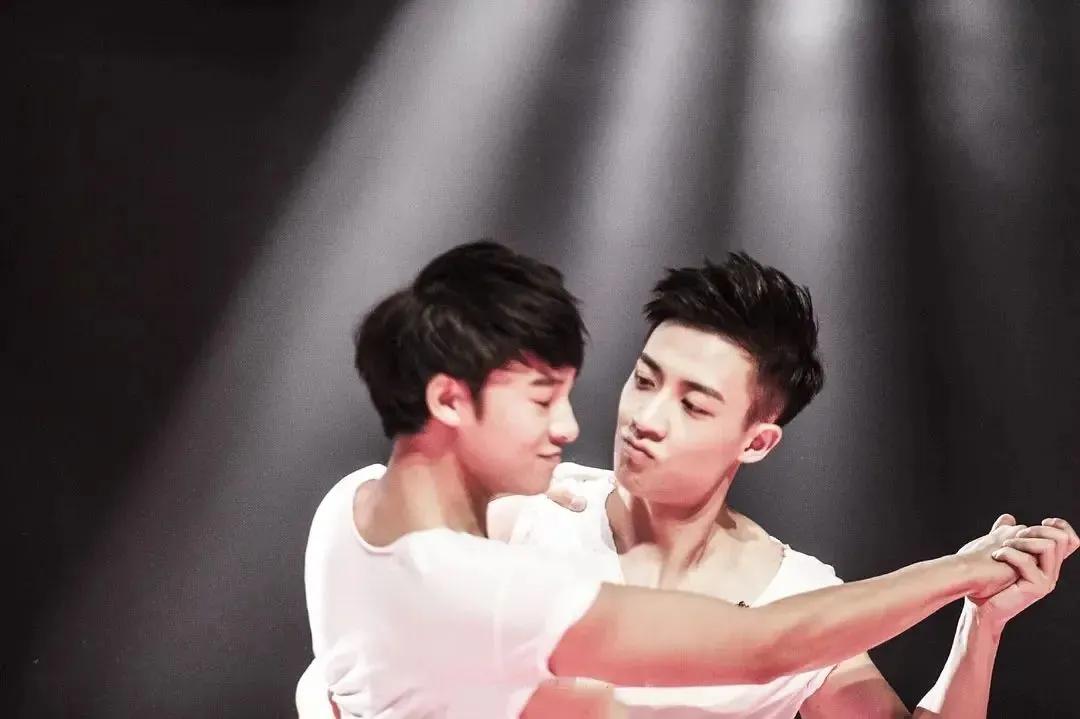 5年前的"土味选秀",现在看是宝藏综艺吧!白澍,肖战只是素人