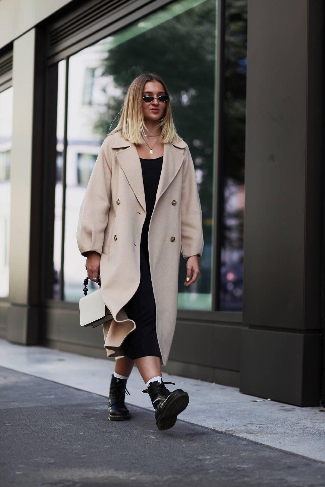 2021春夏伦敦时装周场外街拍