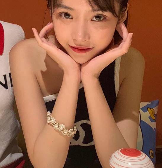 还记得那个曾经迷倒万千虎扑jr的"直男杀手"半藏森林吗?