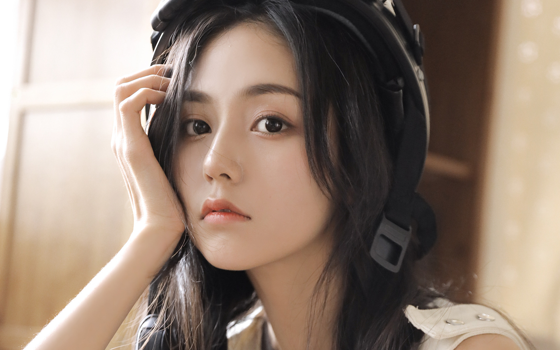 天然最美—精致五官美女写真