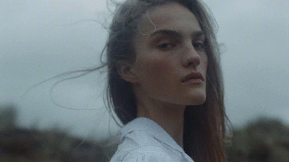 Cecilie Bahnsen 这个来自北欧的少女品牌 Cecilie Bahnsen 这个来自北欧的少女品牌