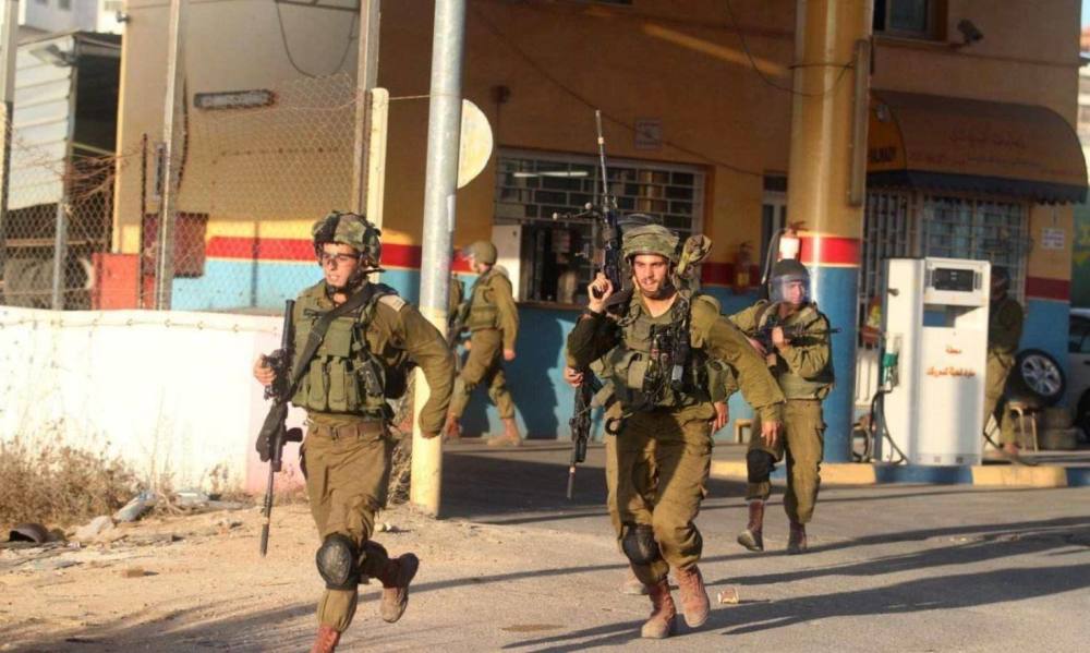 以色列特种部队千里奔袭创造史上最具传奇色彩救援行动