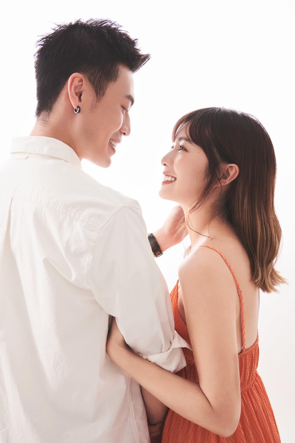 校花陶敏敏中秋甜蜜宣布婚讯,曝光高帅老公,网友:超有夫妻相