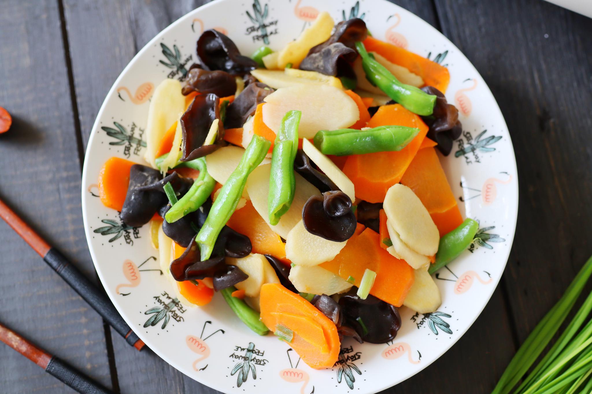 「清炒田园时蔬」的做法 配方,夏天没有胃口?做一道清淡菜