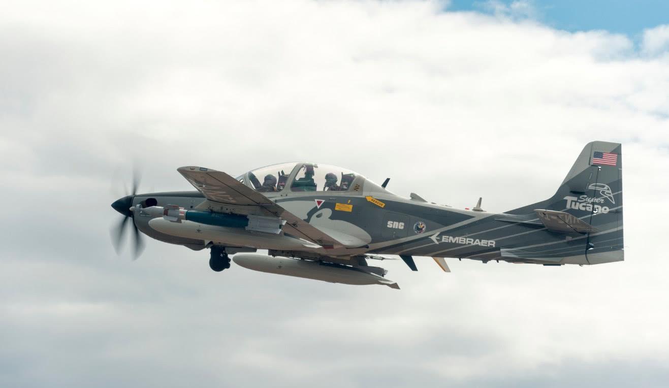 这个巨嘴鸟不一般螺旋桨战机成功逆袭十几个国家抢购