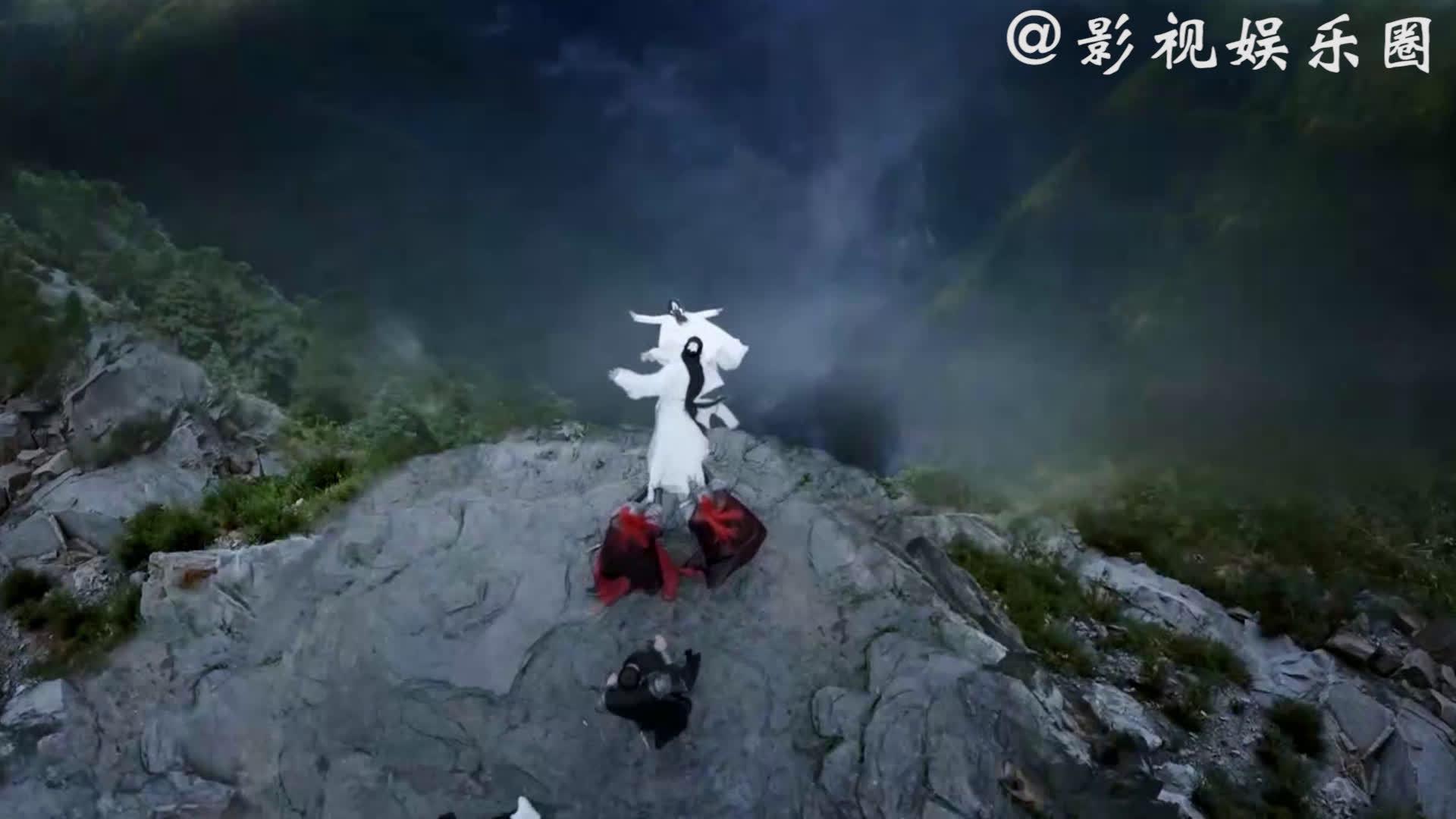 古装虐心跳崖片段:热巴戳中泪点