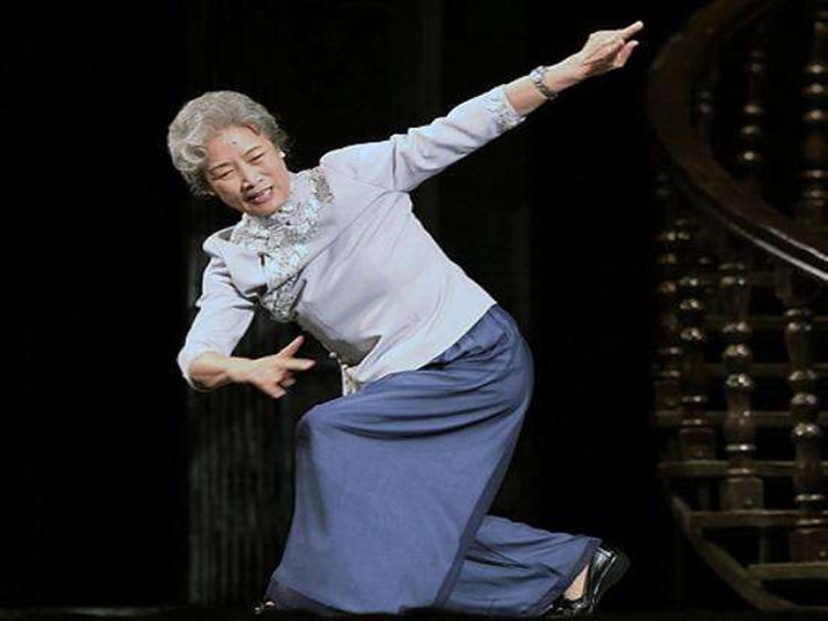 正文            希望徐秀林老师能一直这样幸福下去,她是每一个年轻