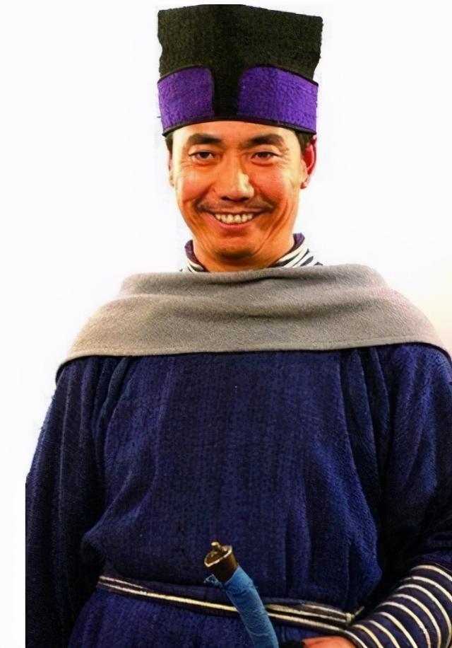 娶大6岁2婚富婆,今继子成他的骄傲|范明|继子|武林外传_新浪新闻