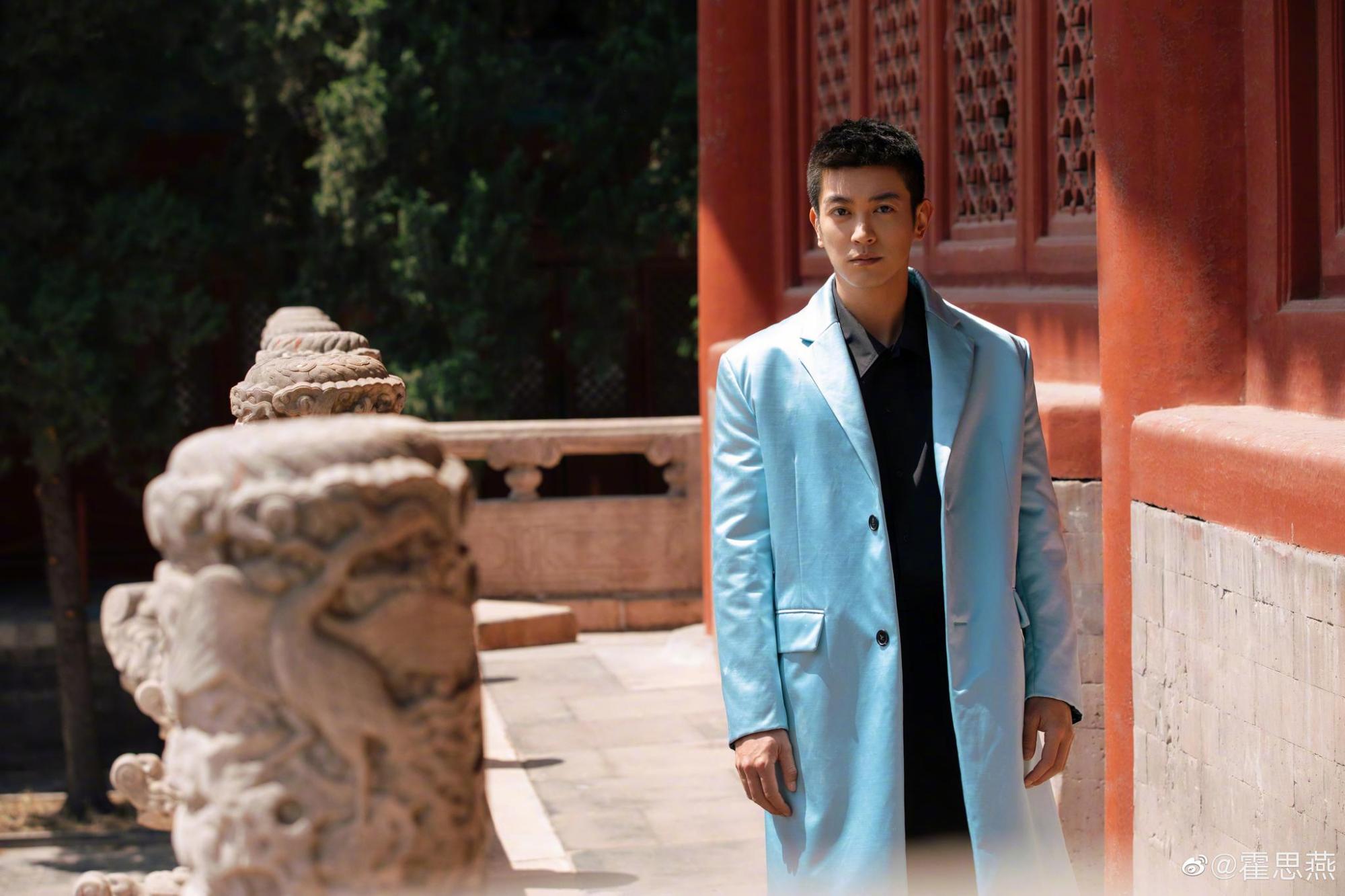 欧豪和杜江,两人成为"百亿先生"的时间都不长,但两人"百亿先生"的