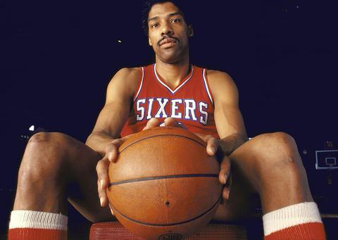 名人堂成员j博士aba的当家球星在nba同样出色