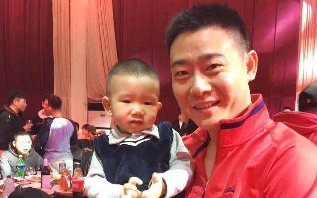 德云社栾云平亲自澄清所谓的副总只是包袱真实职位其实很普通