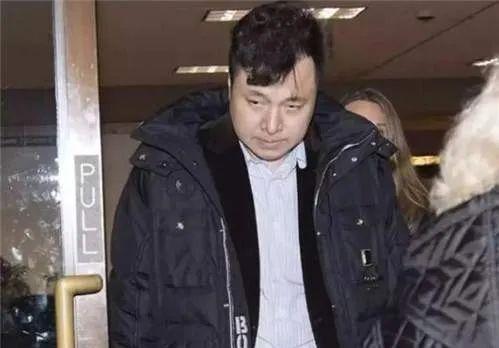 当三个孩子的后爸,对妻子不离不弃|孟晚舟|任正非|刘晓棕_新浪新闻