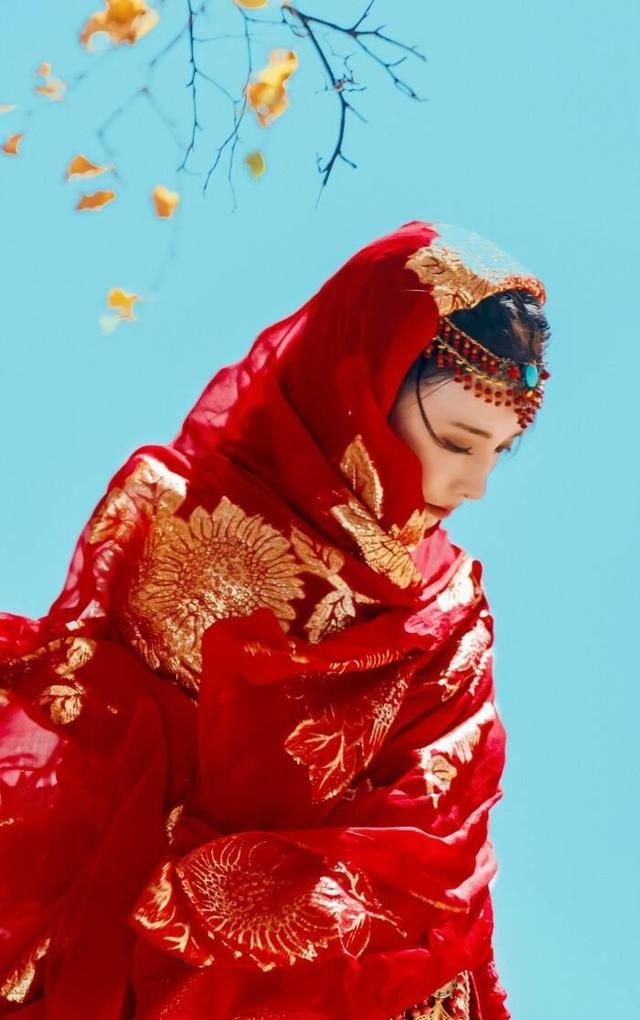 盘点那些红衣女子,你是不是被惊艳到?|红衣|杨蓉|祝绪丹_新浪新闻