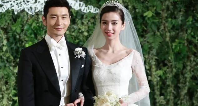 杨颖成功打入上层贵妇圈,合照只能靠边站,上演现实版三十而已!休闲区蓝鸢梦想 - Www.slyday.coM 杨颖成功打入上层贵妇圈,合照只能靠边站,上演现实版三十而已!休闲区蓝鸢梦想 - Www.slyday.coM