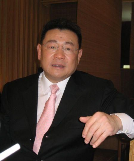 细数刘銮雄的历任女友们,一个比一个惊艳,李嘉欣姿色只算一般