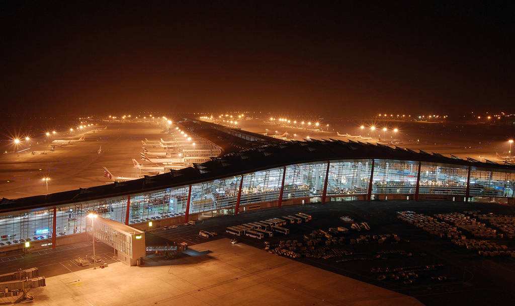 国内最繁忙的机场,年旅客吞吐量1个亿,每天起飞1600架飞机