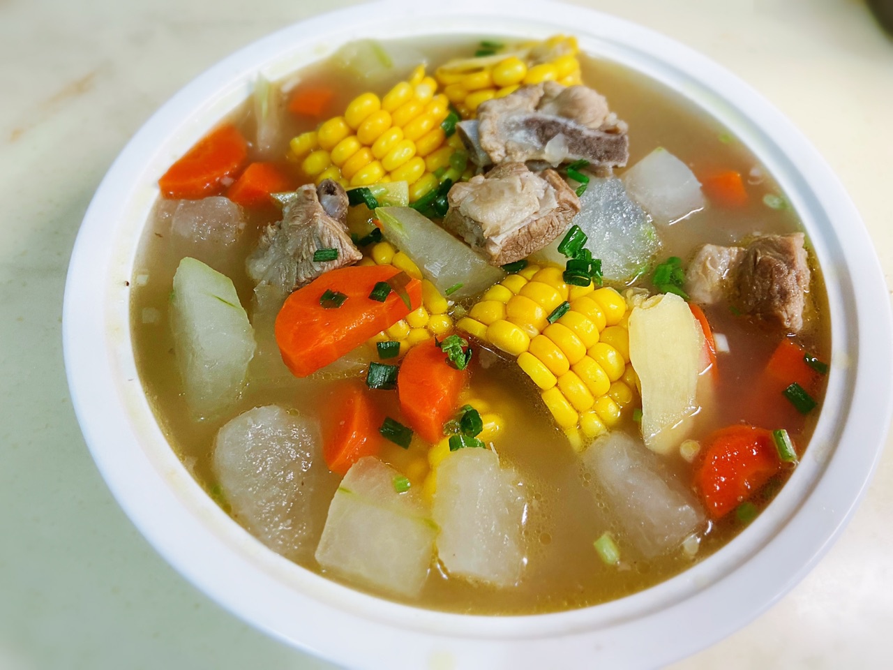 冬瓜排骨玉米汤的做法配方营养健康关键不会长肉肉