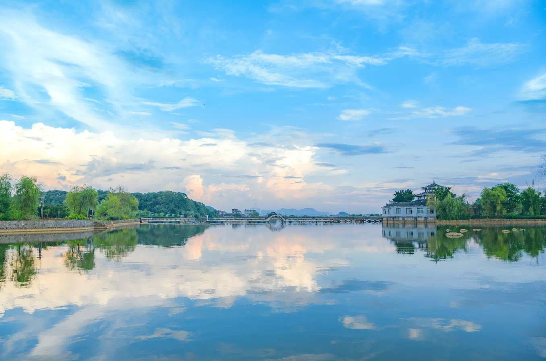 富川神仙湖   河池市
