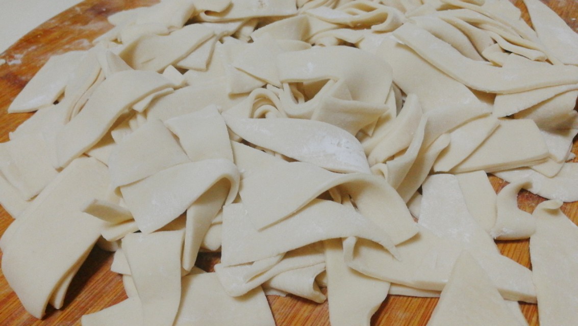 来一碗酸香面叶暖汤,简餐简单快手又好吃的饭菜鲜