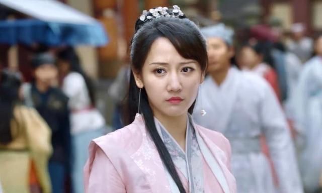 凤唳九天之姚莫婉遇见了喜欢的人就应该义无反顾去追求