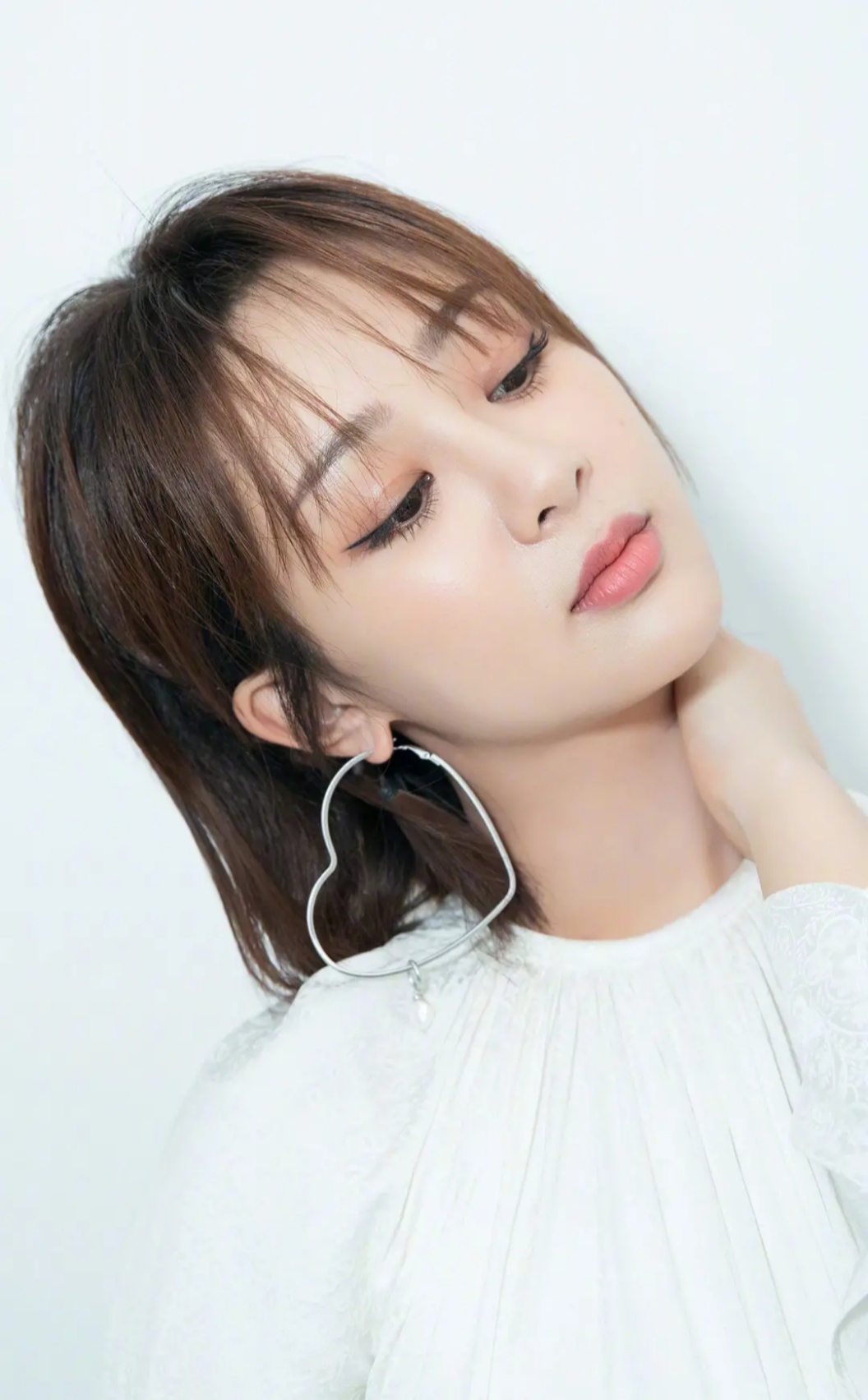 影视明星杨紫写真合集:靓丽迷人,天生丽质!