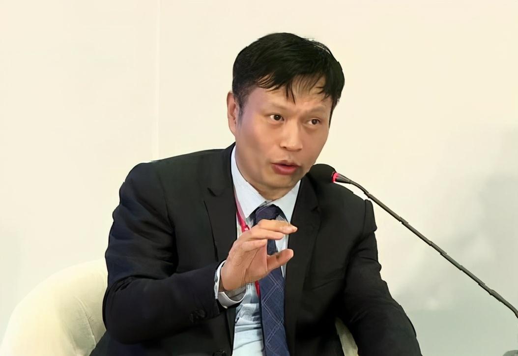 迅雷喊话前ceo陈磊回国配合调查陈磊已在半年前遭到罢免