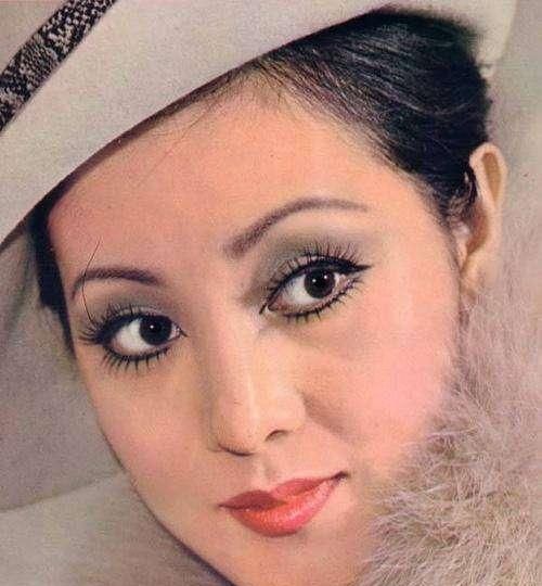 "情敌"登堂入室,晚年获数十亿家产|何莉莉|谭玉梅|赵世光_新浪新闻