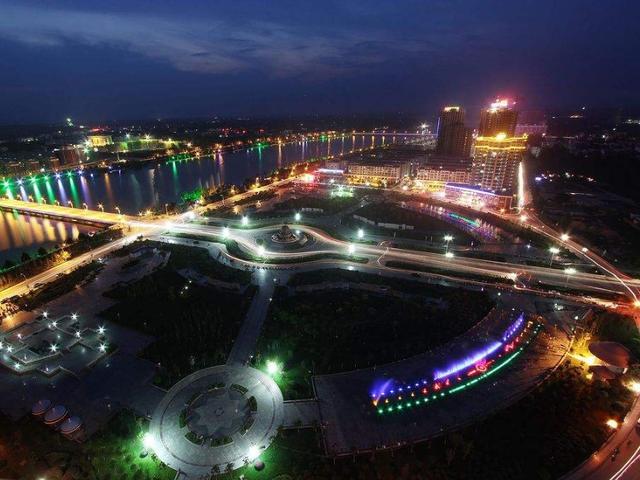 南阳一县城,被三座"新一线"城市围绕,成功入围百强县