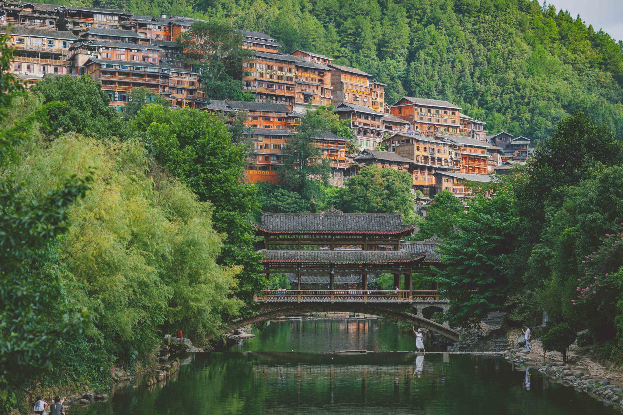 西江千户苗寨古村落美在何处