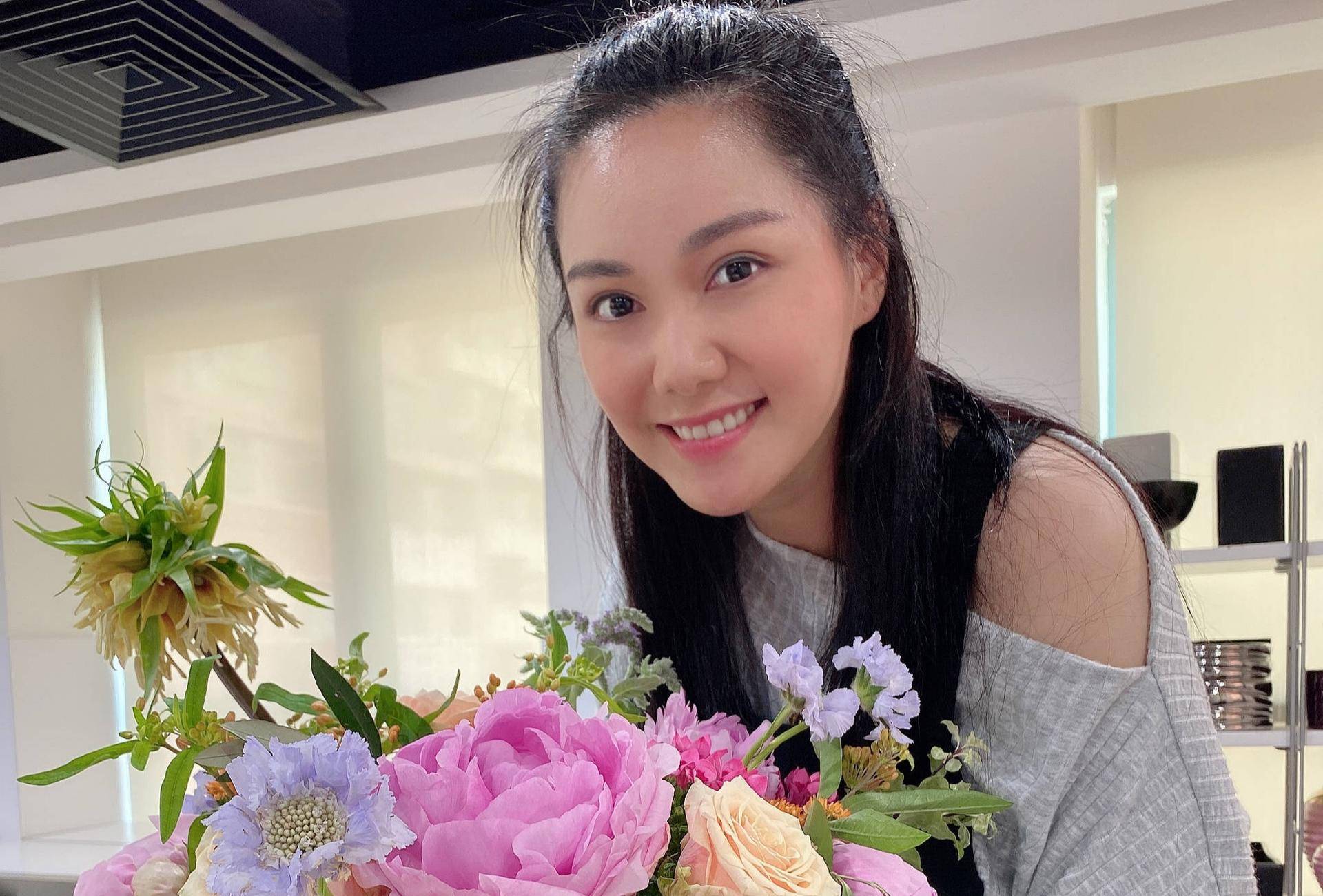 马国明被曝与女友选购豪宅疑好事将近,黄心颖晒游玩照还直呼舒服