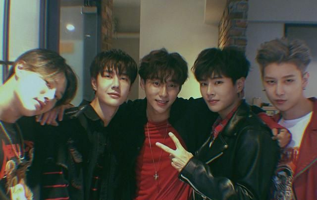 乐华对男团还有执念李汶翰改账号iduniq解散将遥遥无期