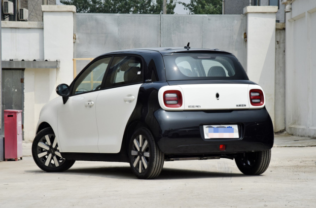 长城欧拉黑猫亮相标配定速巡航纯电力续航405km288万起步