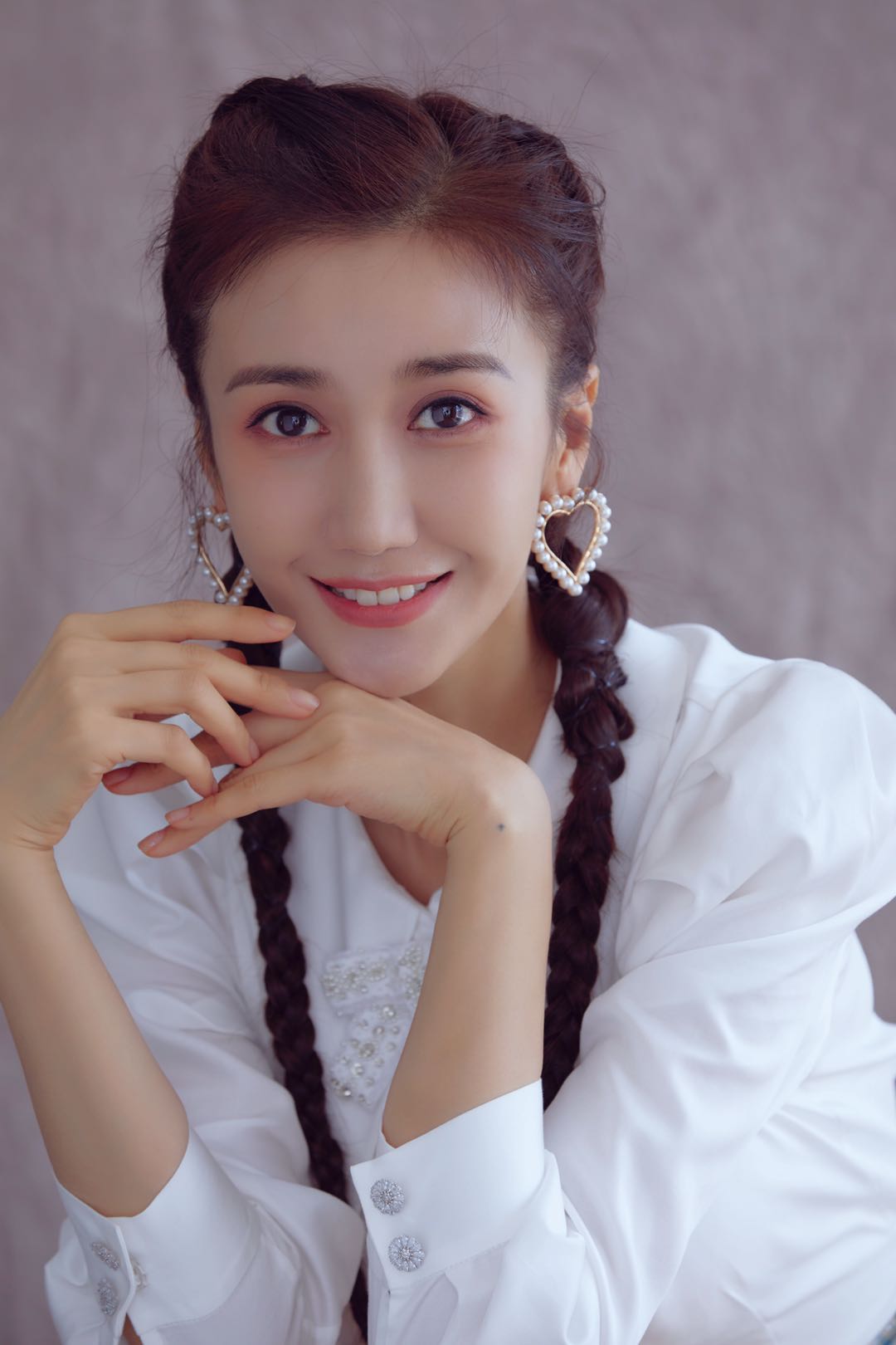 电影《楼兰古卷之沙海魔窟》杀青,杨凯迪古墓探险倒计时