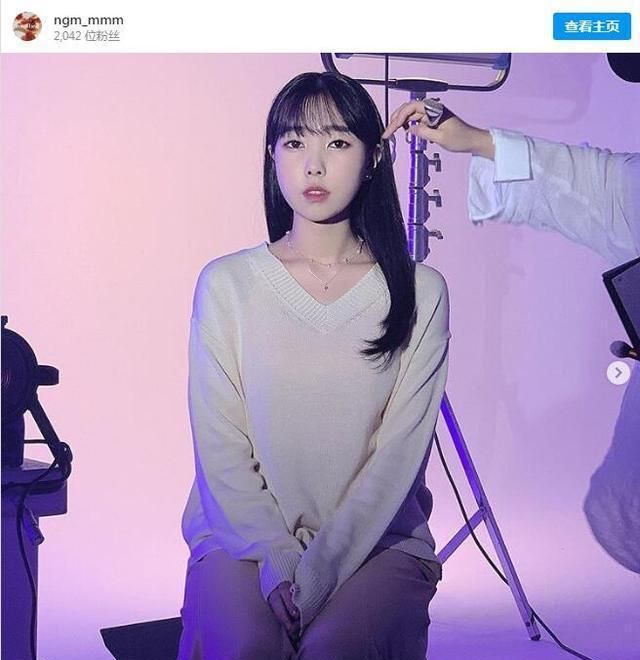 即使不靠姐姐惊艳的甜美嗓音让她备受瞩目金夏妍正式出道