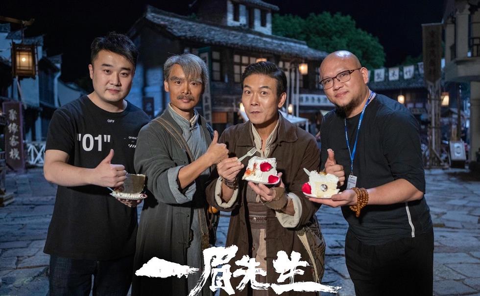 钱小豪刘观伟炒冷饭上瘾,求别再消费英叔|一眉先生|钱小豪|安唯绫