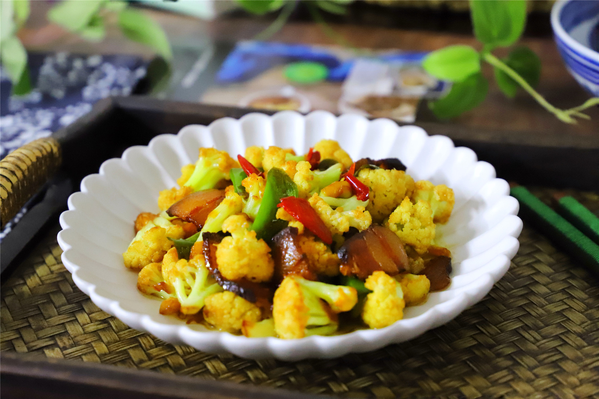 炒花菜时有人焯水有人过油原来都错了难怪炒出来不好吃