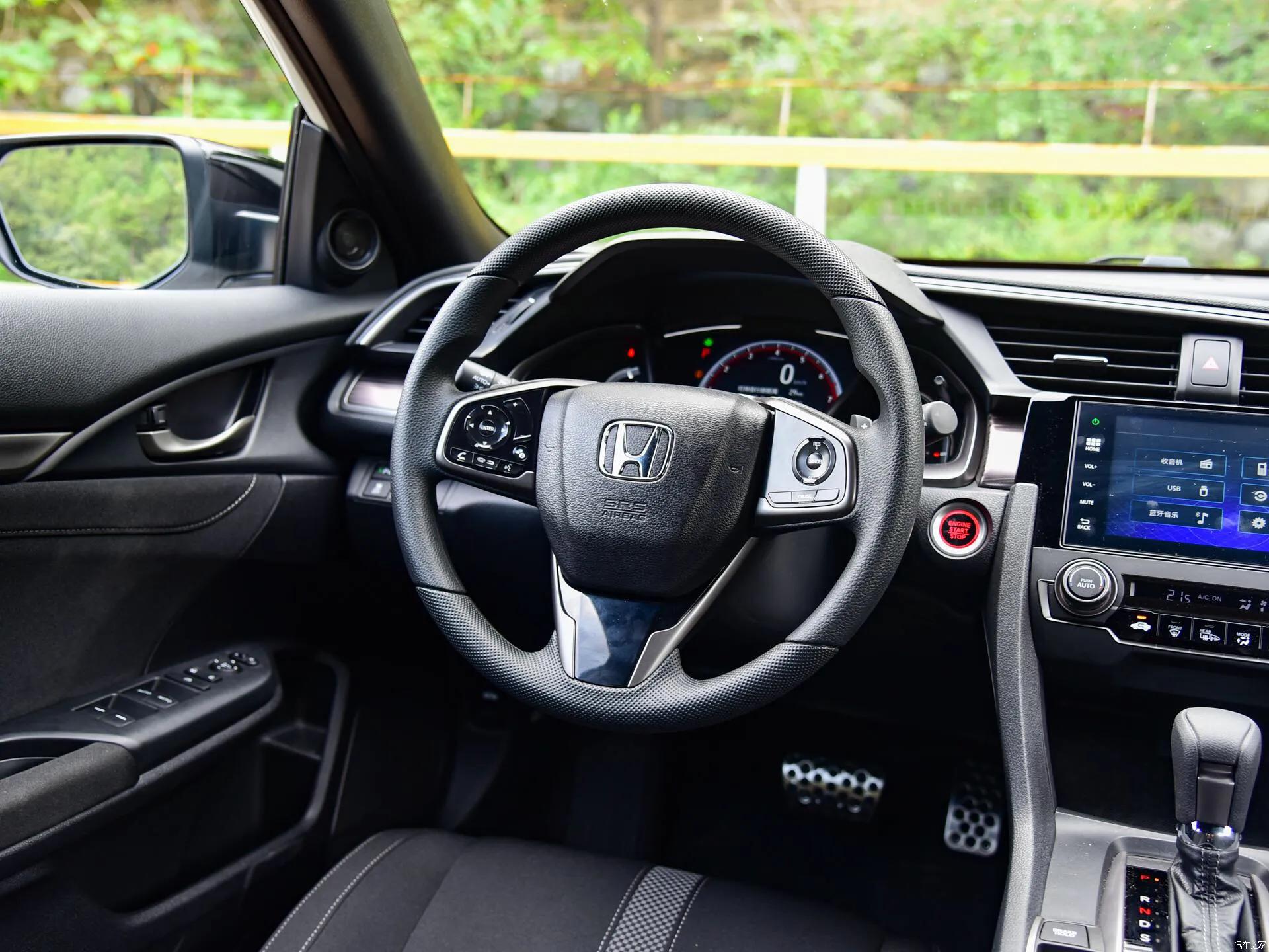 2021款两厢版思域,改装神车,外观升级,内饰丰富,你喜欢吗