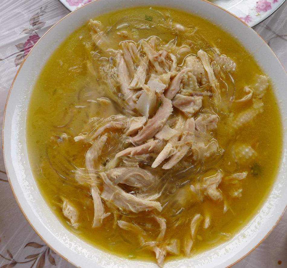 原来酸菜鸡丝汤这么做更美味,让你吃的痛快淋漓,孩子嚷着吃不够