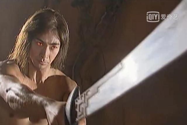 聂风因为第二梦和第二刀皇对决,结果惨败给了第二刀皇,但他修炼魔刀