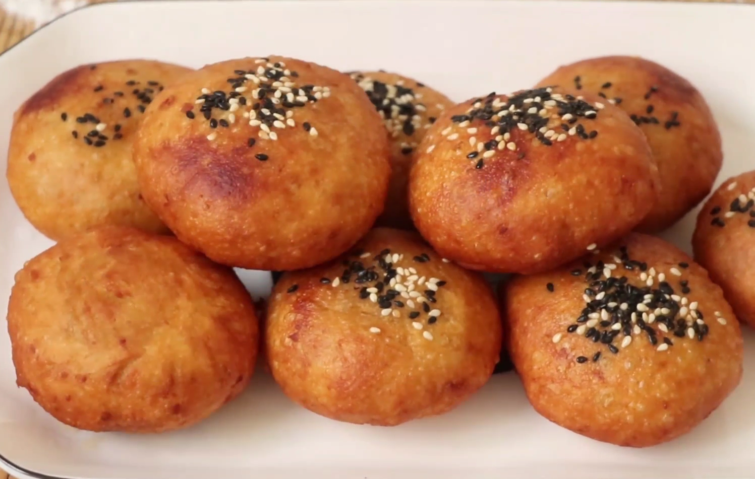 红薯糖糕做法简单易学外酥里糯口感丰富味道十足真解馋