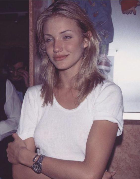 21岁的卡梅隆厌倦了模特生涯,在毫无演戏的基础面试了《变相怪杰》