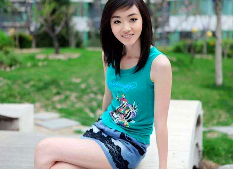 徐子瑄(郭啸)小编观点:其实早在2018年,朱一龙就被曝出过"隐婚生子"的