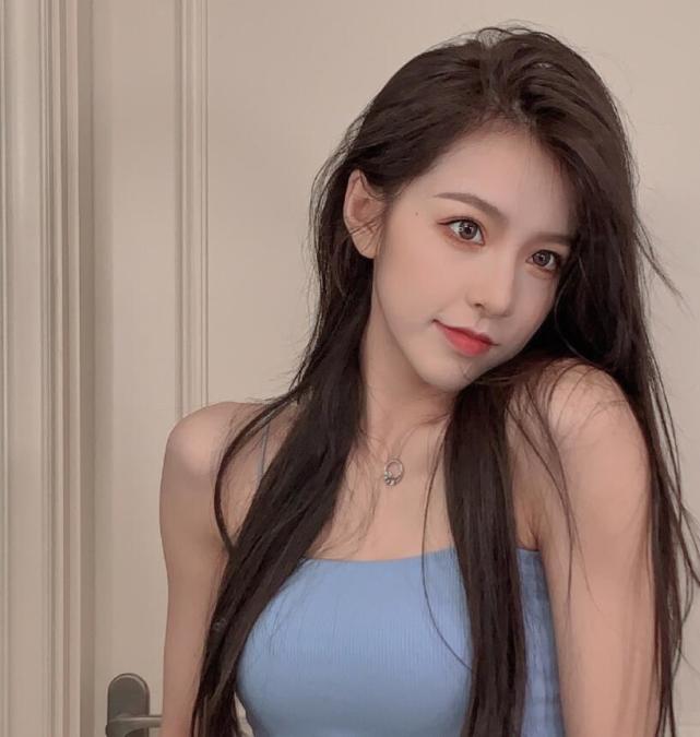 刘思瑶帮口红品牌做宣传,不料严重到车,网友全都不想买了