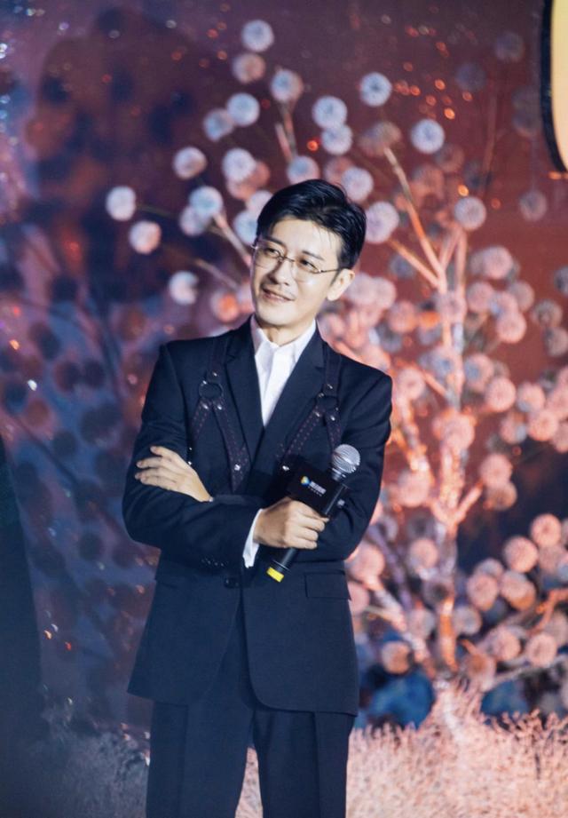林雨申新剧开机，合作小十七岁男演员，曾和他的爸爸一起演过戏|刘怡潼|男演员|刘奕君