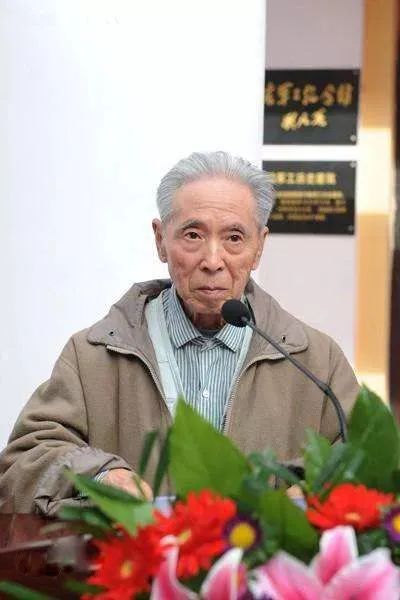 邓三瑞:爱听评弹,画漫画的"中国潜艇之父"