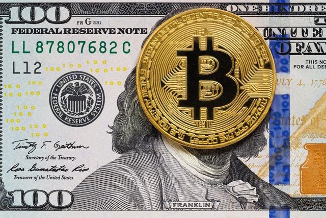 研究人员表示，比特币的主导地位和美元之间存在奇怪的关联