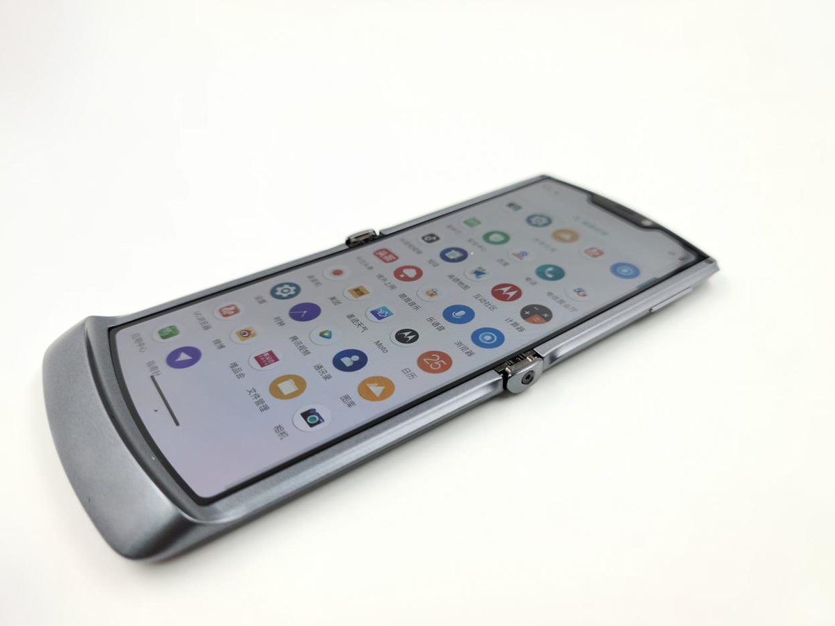 moto razr刀锋5g:一款没有折痕的折叠屏手机|折叠屏|5g_新浪新闻