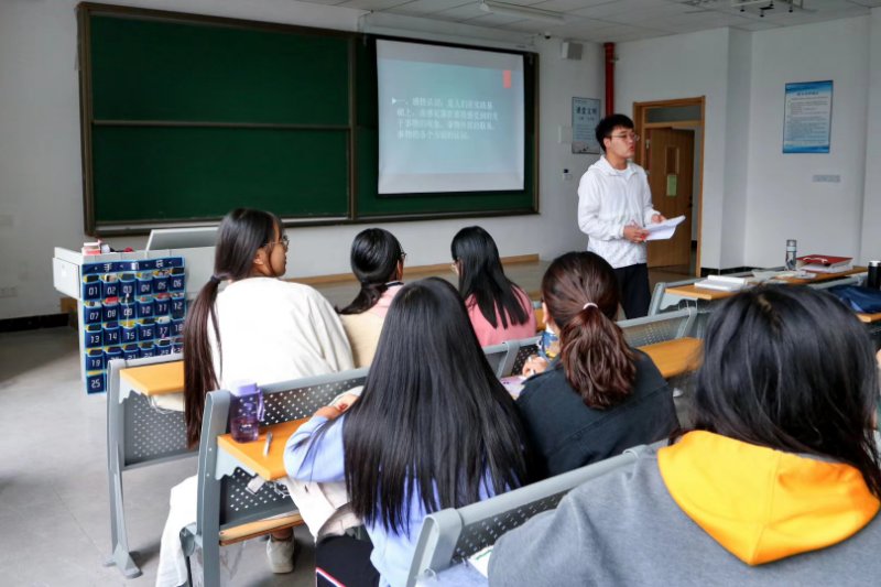 山東科技大學泰山科技學院: