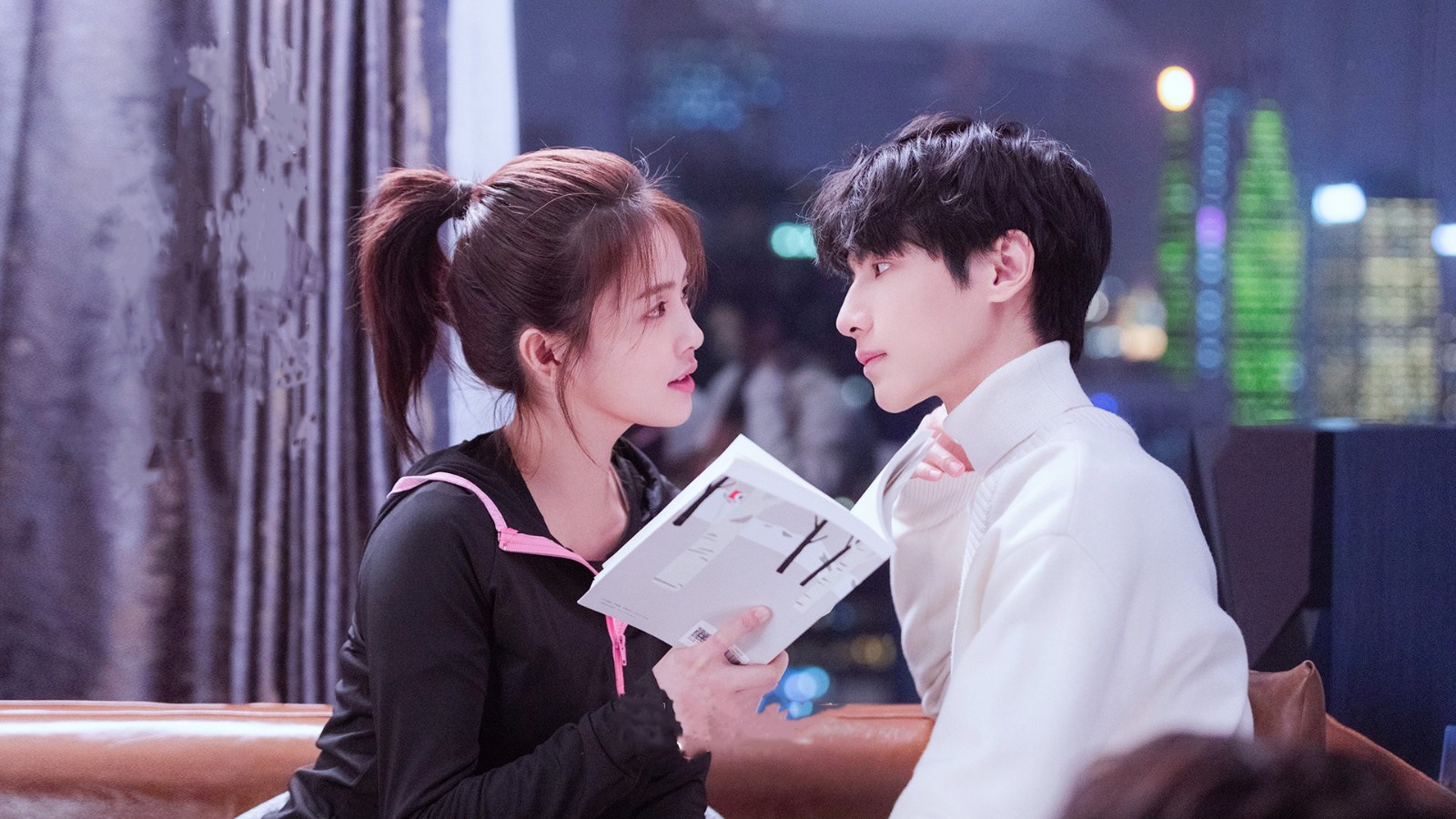 半是蜜糖半是伤》,甜剧界的又一匹黑马,十年暗恋,甜蜜不减