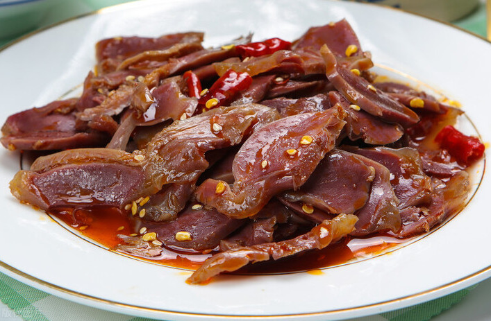麻辣拌鸡胗,日常开胃下饭下酒菜,酸辣脆爽,色香味俱全